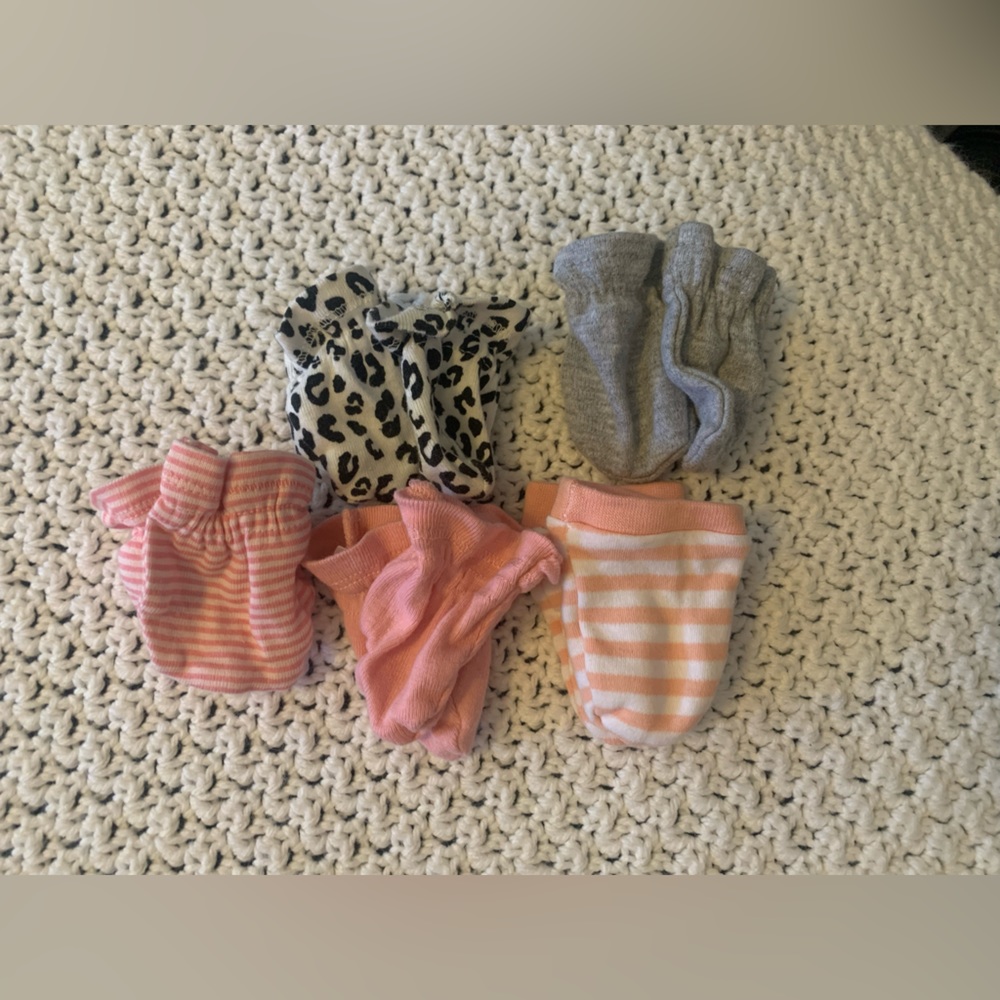 5 Pack of Mittens